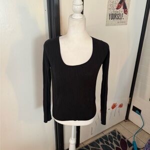 Elegant scoop neck Black Women's sweater
